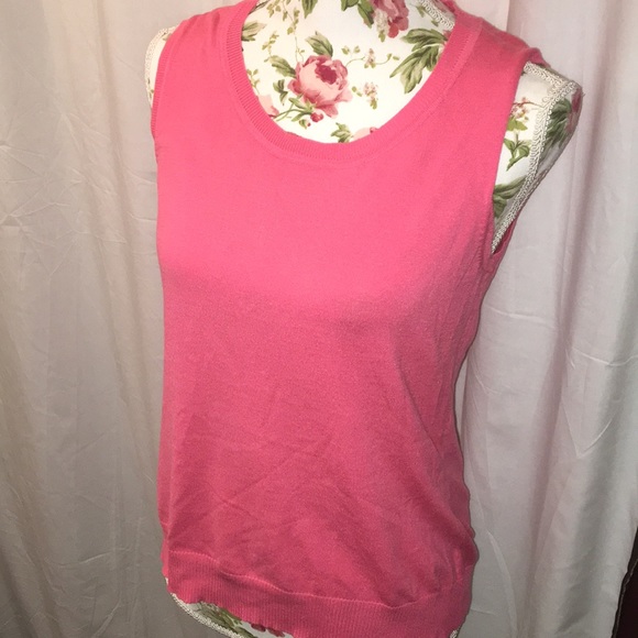 Pink No Sleeve Tank Top - Picture 2 of 4